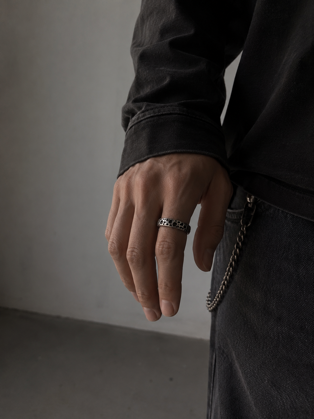 Shadow Paw Ring