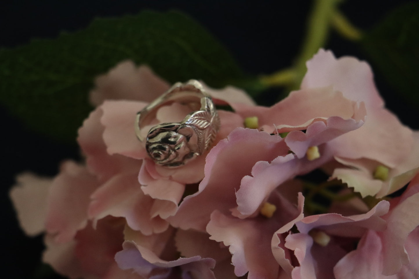 Thick Silver Rose