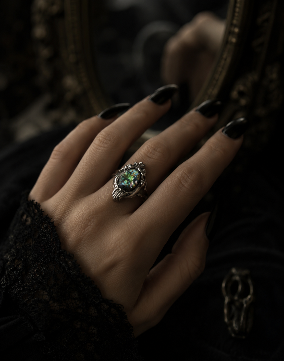Statement Silver Mystery